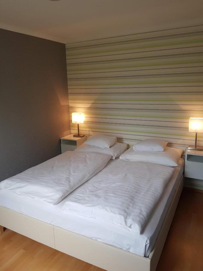 Elek Apartmanház Hajduszoboszlo Exterior foto